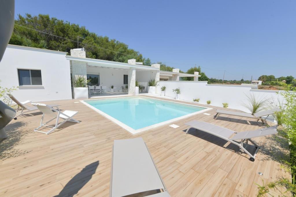 Il Marchese In Piscina Βίλα San Pietro in Bevagna Εξωτερικό φωτογραφία